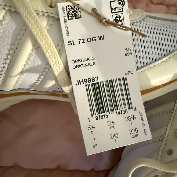 Adidas Women's Off-White and Light Gray Sneakers - Picture 6 of 7